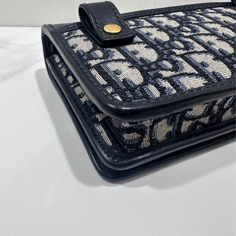 Dior Montaigne 藍緹花布woc 金釦二合一-6