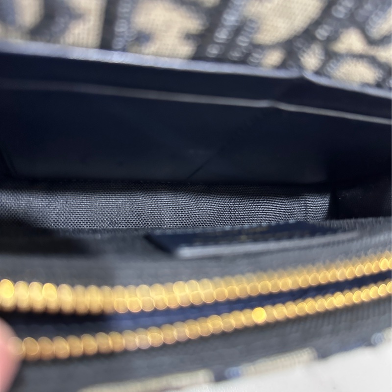 Dior Montaigne 藍緹花布woc 金釦二合一-11