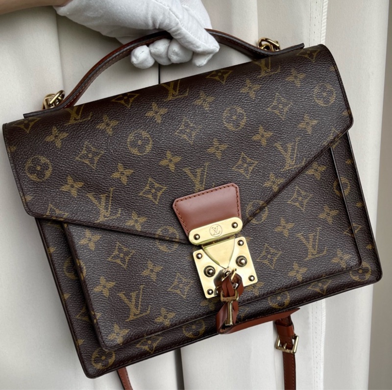 「🍖中秋檔期下殺🍖」（實品超美）LV M51185 海盜包 郵差包 肩背包 手提包 原廠背帶、原廠鑰匙🔑一隻-2