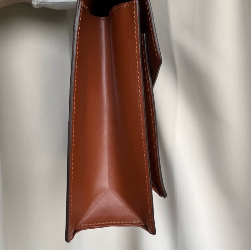 「🍖中秋檔期下殺🍖」（實品超美）LV M51185 海盜包 郵差包 肩背包 手提包 原廠背帶、原廠鑰匙🔑一隻-17