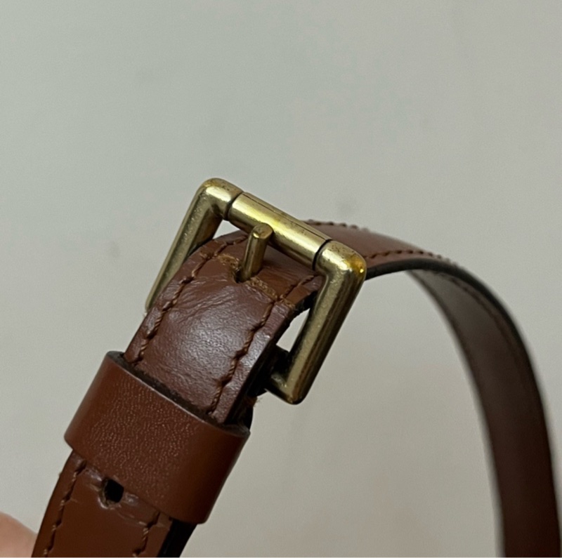 「🍖中秋檔期下殺🍖」（實品超美）LV M51185 海盜包 郵差包 肩背包 手提包 原廠背帶、原廠鑰匙🔑一隻-35