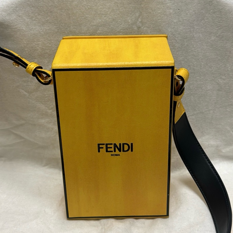 FENDI BOX 盒子包/走秀款/肩背斜跨皆可-14