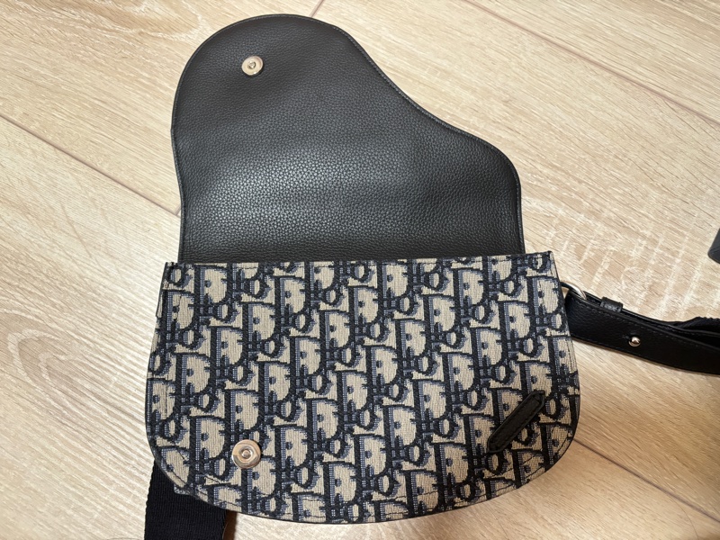 Dior Saddle 馬鞍包 包包 胸口包 郵差包-2