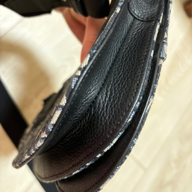 Dior Saddle 馬鞍包 包包 胸口包 郵差包-11