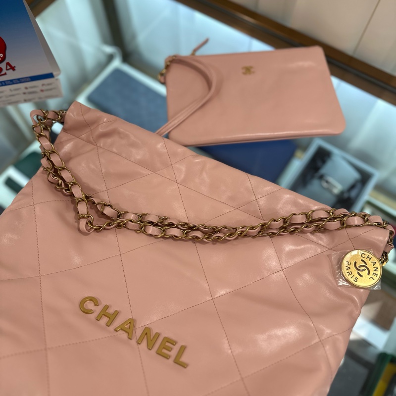 持有正貨標籤🏷️CHANEL 22 Small size 超美的奶油粉色 金扣-9
