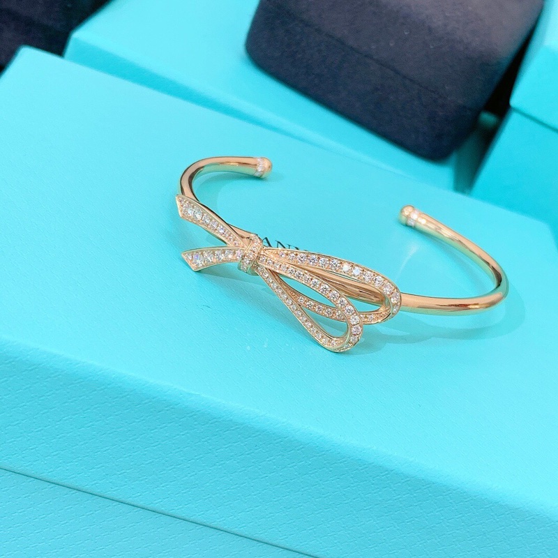 Tiffany 蒂芙尼滿鑽大蝴蝶結Bow 玫瑰金手鐲 m碼,尺寸適合手腕16厘米佩戴-1
