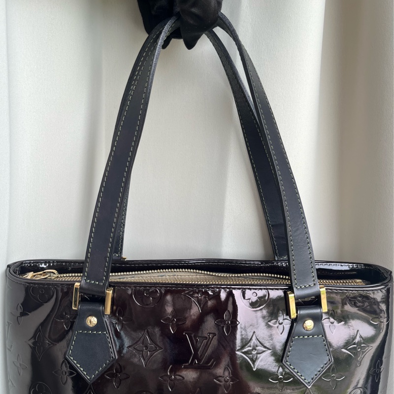 「🍖中秋檔期下殺🍖」(原廠防塵袋 米色內裏)LV Vernis 薇薇安 肩背包 手提包👜-6