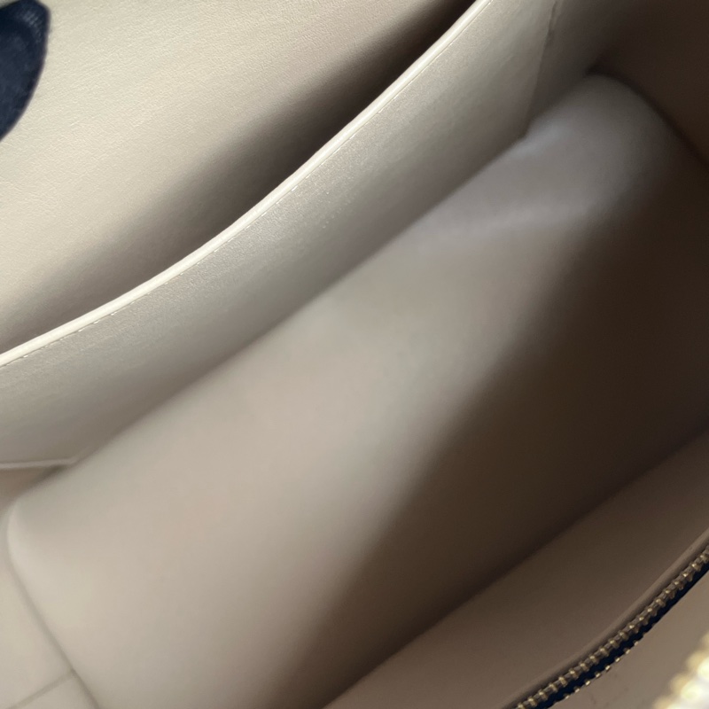 「🍖中秋檔期下殺🍖」(原廠防塵袋 米色內裏)LV Vernis 薇薇安 肩背包 手提包👜-14