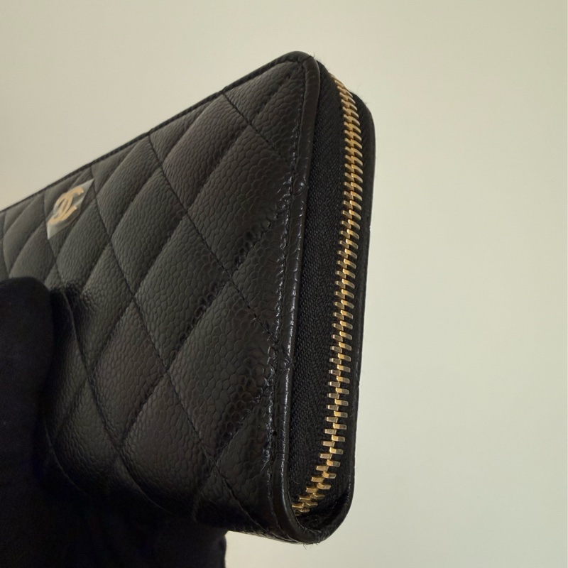 Chanel 經典黑金荔枝牛皮 ㄇ字拉鍊長夾 香奈兒-25