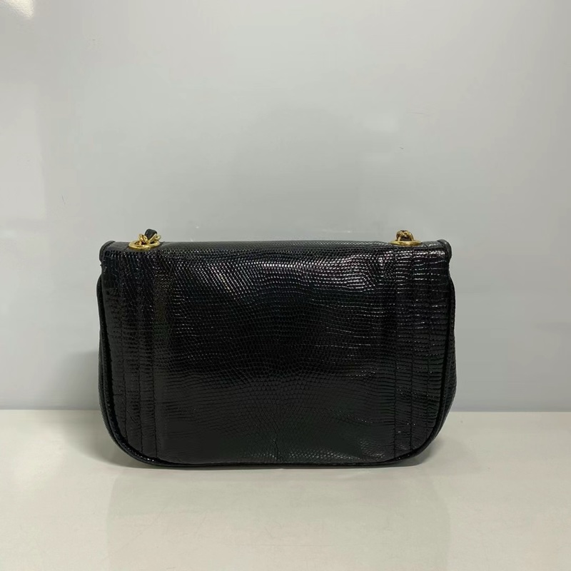 Chanel 蜥蜴皮相機包-1