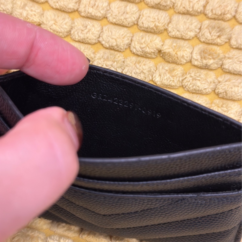 ysl 魚子醬卡夾-2