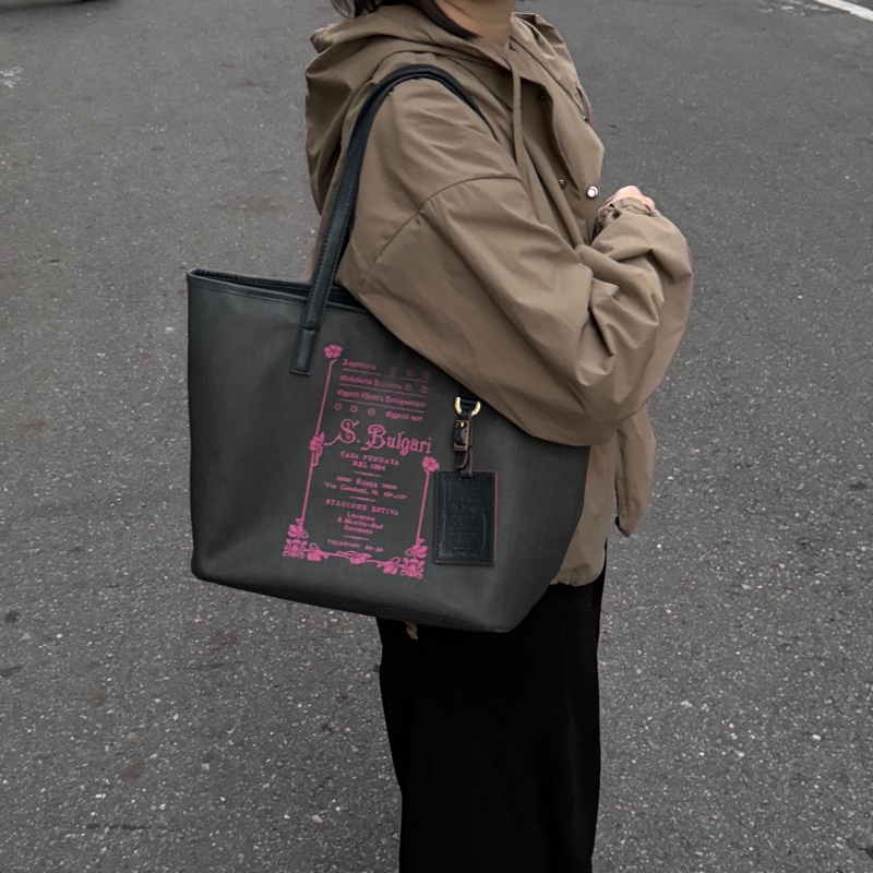 BVLGARI 寶格麗 質感爆棚 Blackpink 肩背包 手提包👜-1