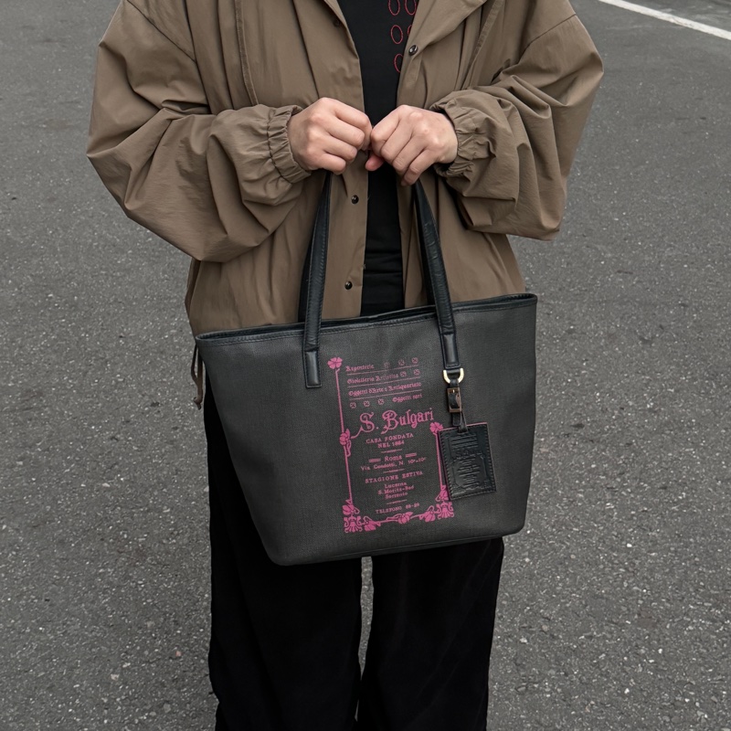 BVLGARI 寶格麗 質感爆棚 Blackpink 肩背包 手提包👜-3