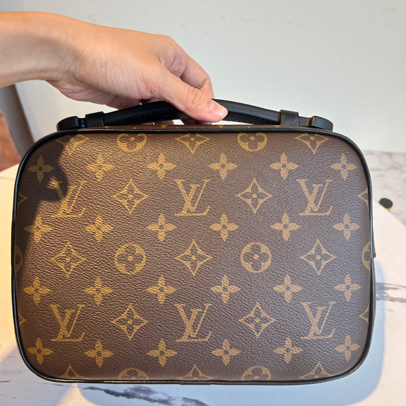 lv 郵差包🥳🥳男生背好好看-5