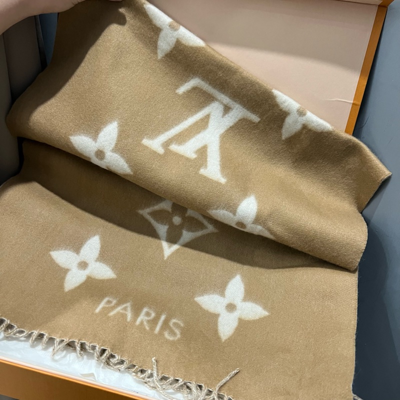 全新閒置 Louis Vuitton LV Reykjavik 山羊絨 圍巾 奶茶-5