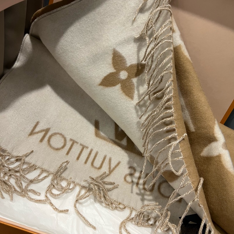 全新閒置 Louis Vuitton LV Reykjavik 山羊絨 圍巾 奶茶-6