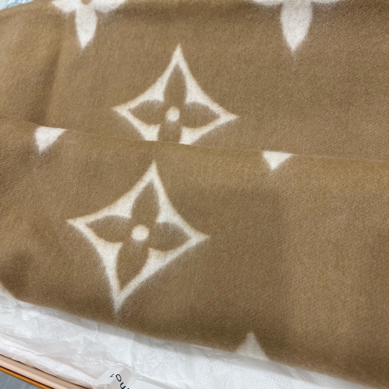 全新閒置 Louis Vuitton LV Reykjavik 山羊絨 圍巾 奶茶-9