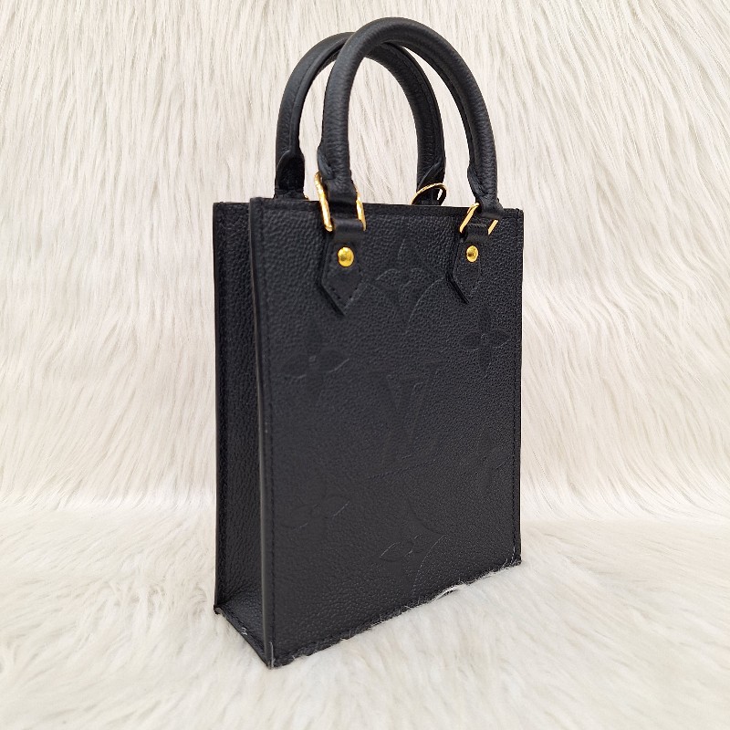 LV M81417晶片款 黑荔枝皮 金釦 MINI PETIT SAC PLAT 琴譜包-5