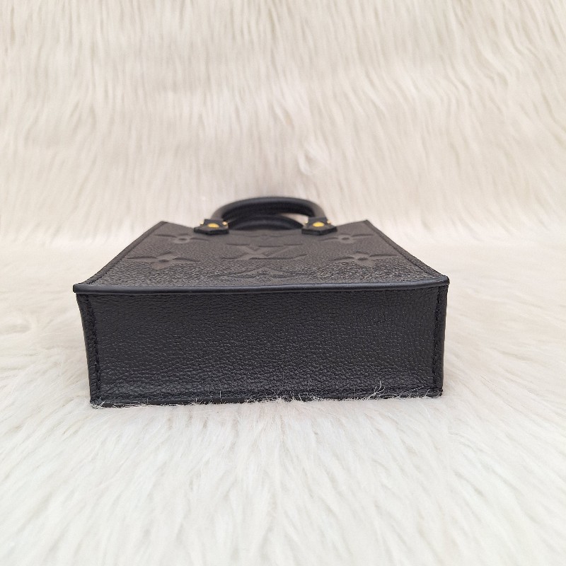 LV M81417晶片款 黑荔枝皮 金釦 MINI PETIT SAC PLAT 琴譜包-7