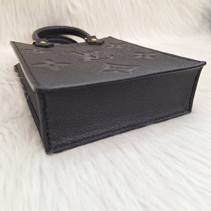 LV M81417晶片款 黑荔枝皮 金釦 MINI PETIT SAC PLAT 琴譜包-8