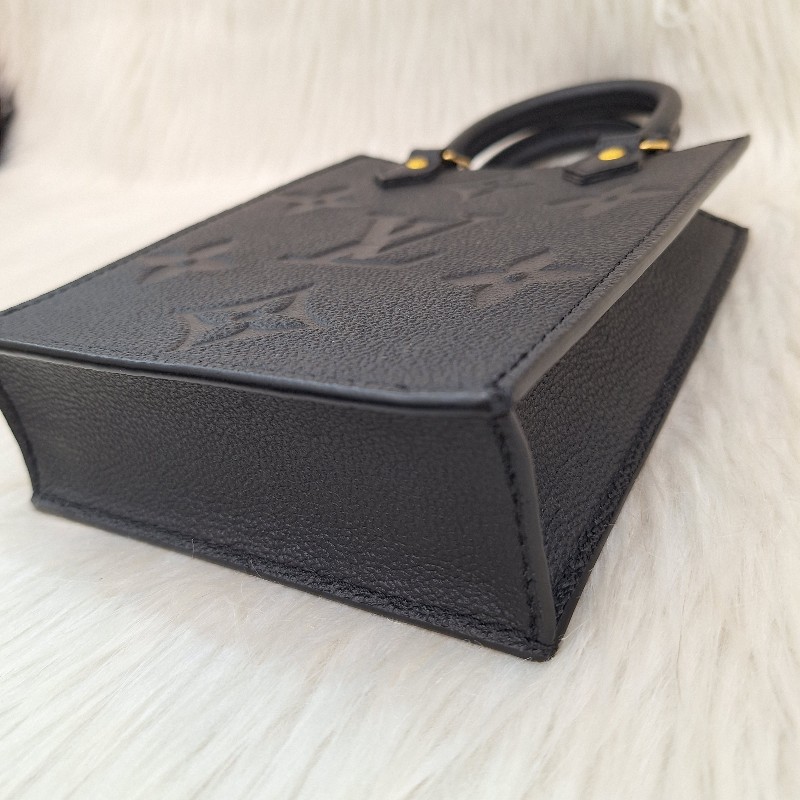 LV M81417晶片款 黑荔枝皮 金釦 MINI PETIT SAC PLAT 琴譜包-9