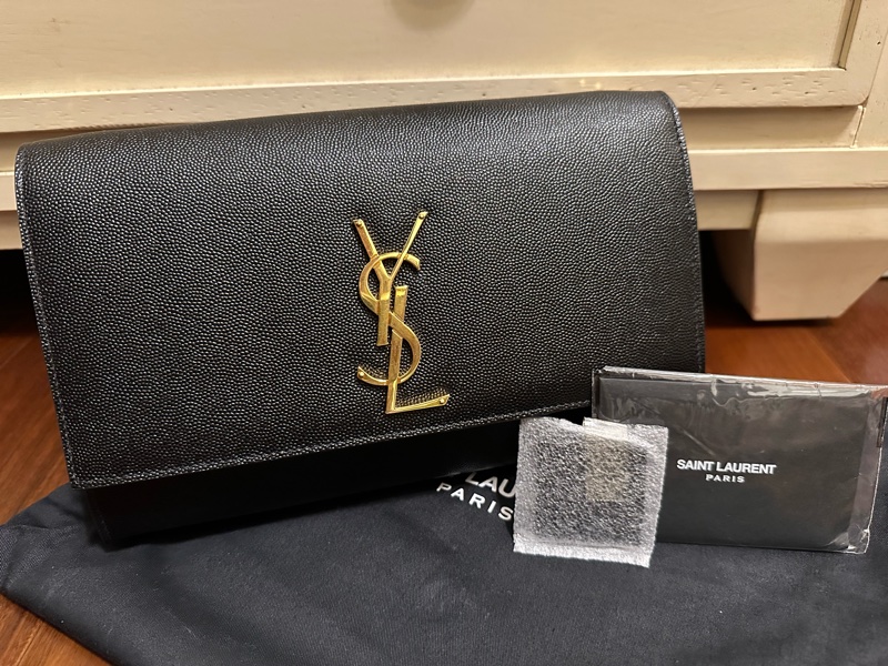 YSL KATE粒面皮革中型手袋-1