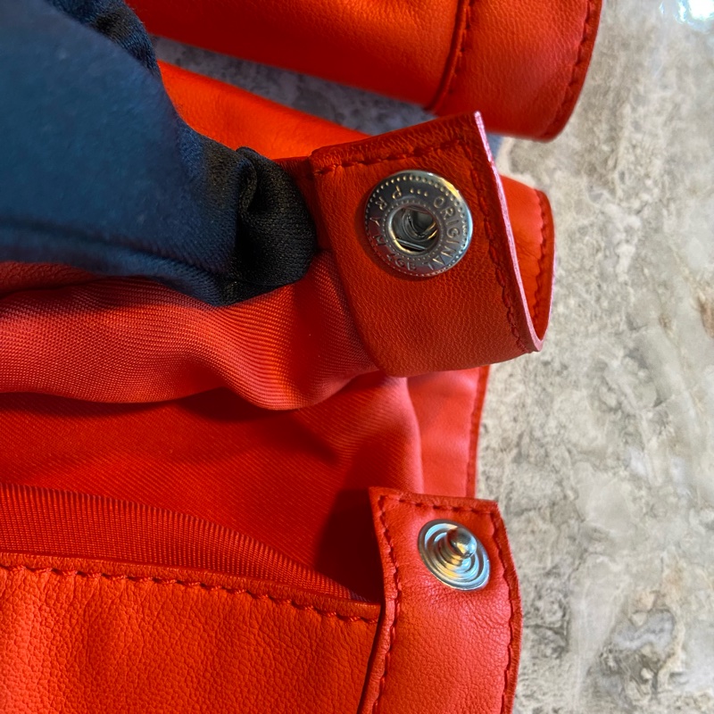 【美收精品】Hermes 品牌標準色 橘紅皮衣外套 銀釦 98-149-8