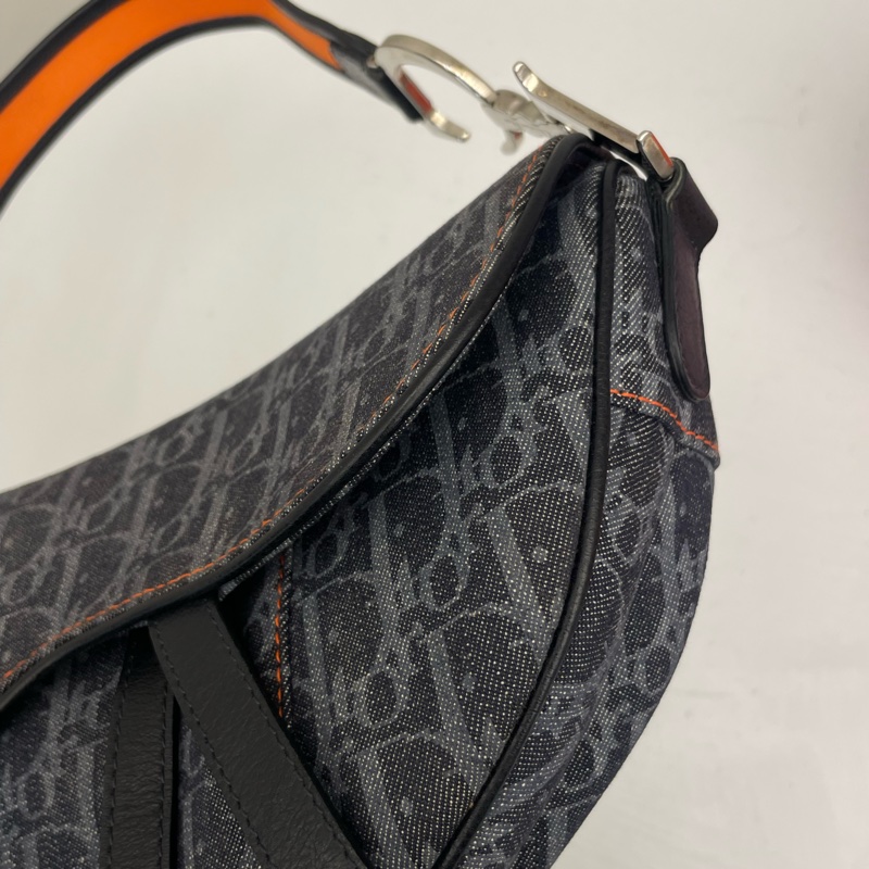 ▪️富貴選物FUGUEI▪️DIOR 海盜爺 飛行員系列 深藍色老花馬鞍包 銀釦-1