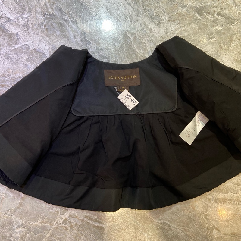 【美收精品】LV 黑色短版晚宴小披肩 88-945-5