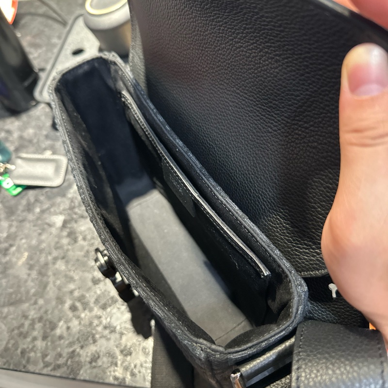 Dior Saddle小型翻蓋郵差包-10