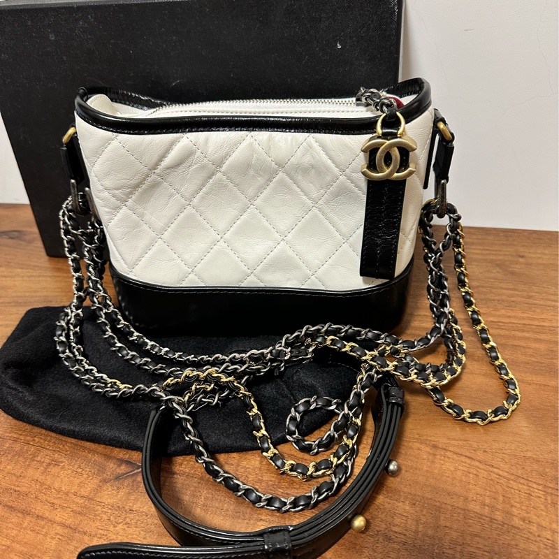 Chanel 香奈兒小號流浪包 黑白配色-0