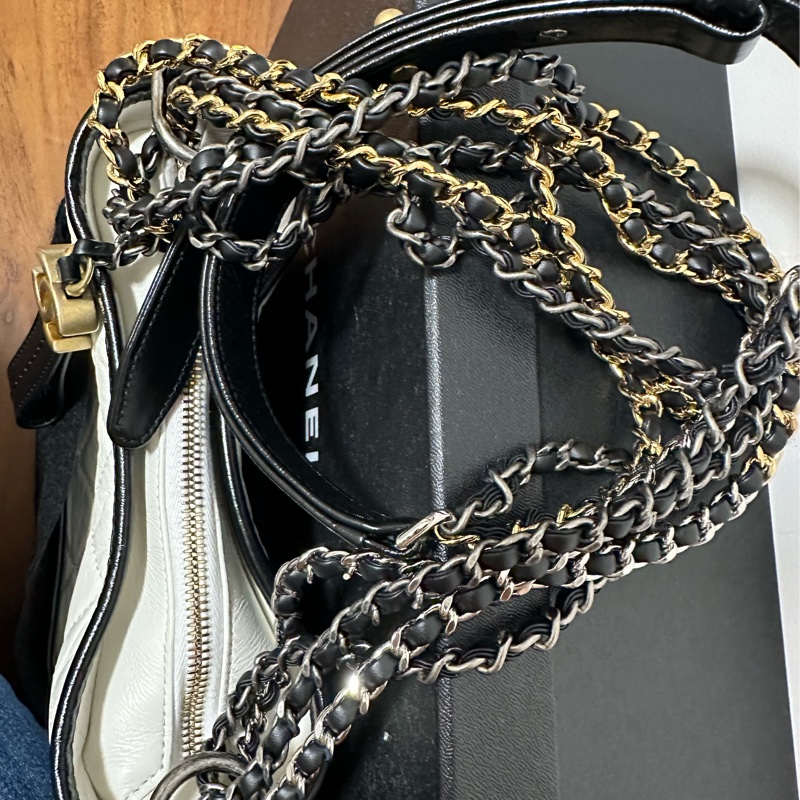 Chanel 香奈兒小號流浪包 黑白配色-5