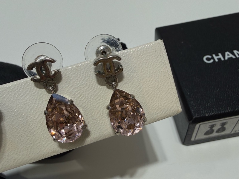 二手真品CHANEL香奈兒銀色cc logo粉水鑽垂墜耳環A37283-11