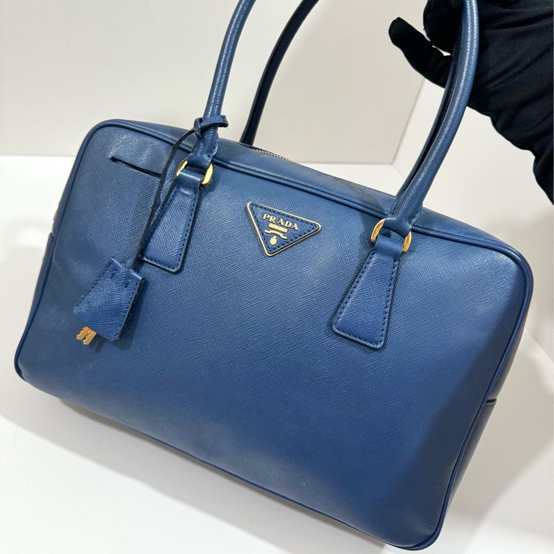 Prada saffiano bag💙-4