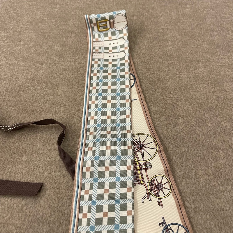 Hermes twilly 絲巾 白色配淺藍-2