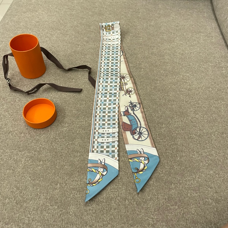 Hermes twilly 絲巾 白色配淺藍-4