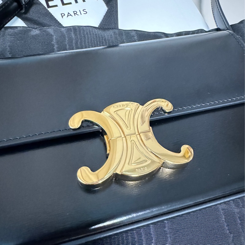 Celine Triomphe 凱旋門 腋下包(有購證)-1