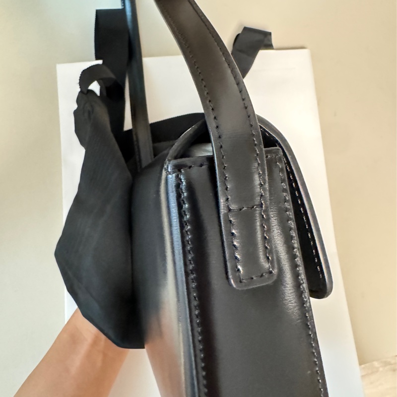 Celine Triomphe 凱旋門 腋下包(有購證)-5