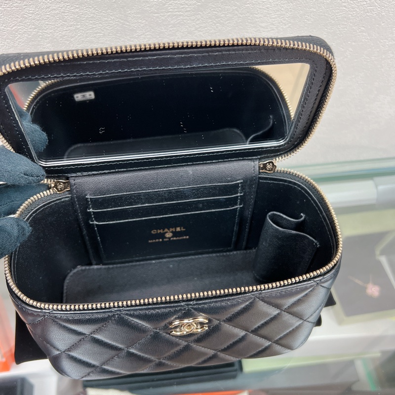 近新✨Chanel vanity 黑金手柄長盒子鏈條包/ 化妝包-11