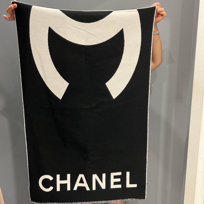 Chanel 香奈兒 爆款 熊貓拼色 圍巾 披肩-1