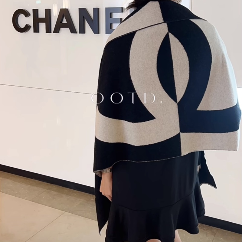 Chanel 香奈兒 爆款 熊貓拼色 圍巾 披肩-18