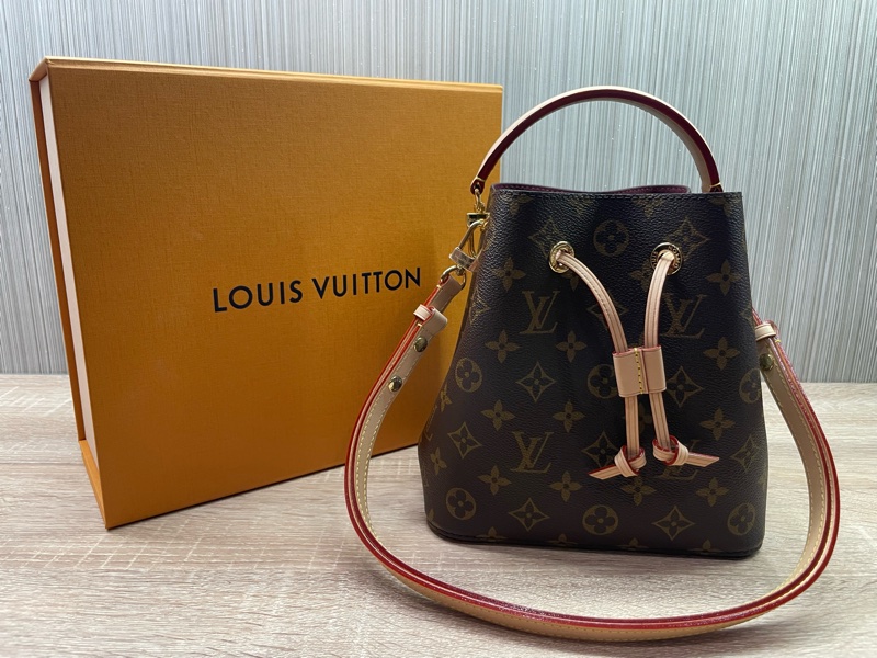 LV Néonoé BB M46581 經典老花小水桶-1
