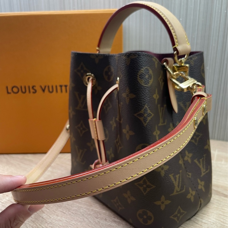 LV Néonoé BB M46581 經典老花小水桶-3