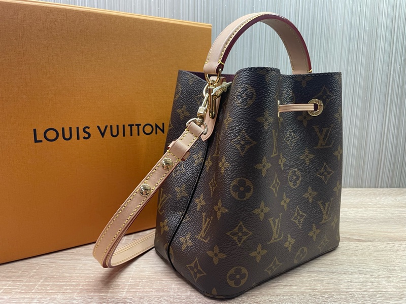 LV Néonoé BB M46581 經典老花小水桶-10