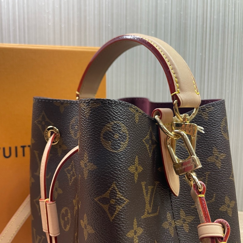 LV Néonoé BB M46581 經典老花小水桶-13