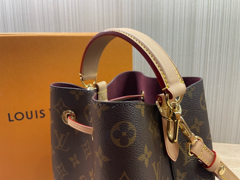 LV Néonoé BB M46581 經典老花小水桶-14