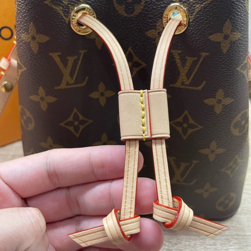 LV Néonoé BB M46581 經典老花小水桶-17