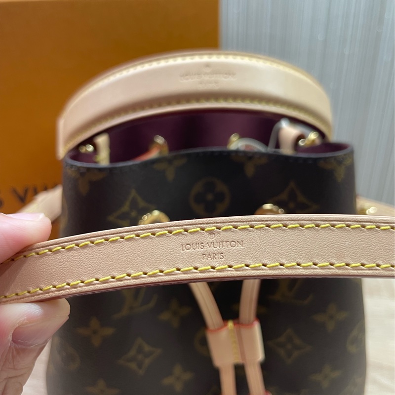 LV Néonoé BB M46581 經典老花小水桶-24