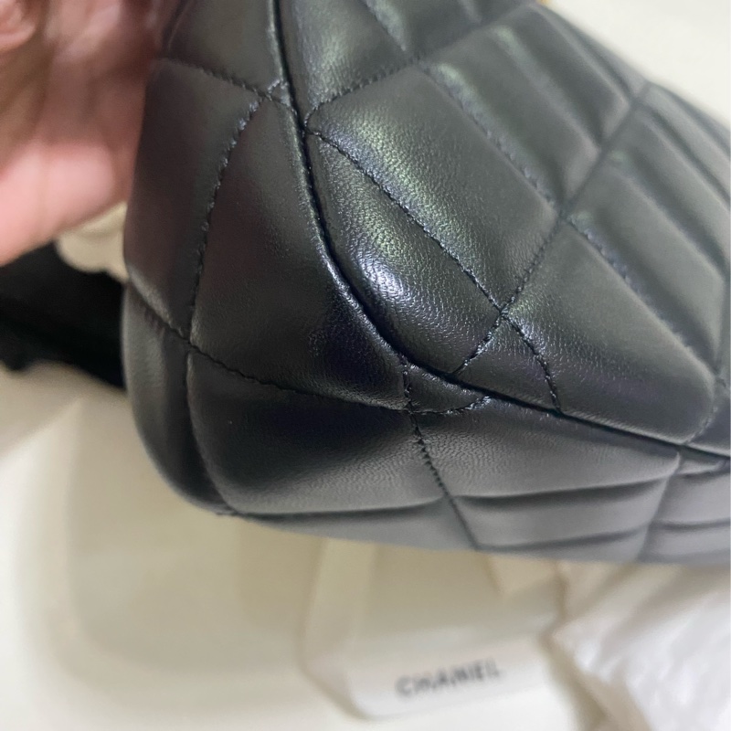 Chanel 珍珠鏈風衣調節釦 羊皮方胖子(芯片款）-12