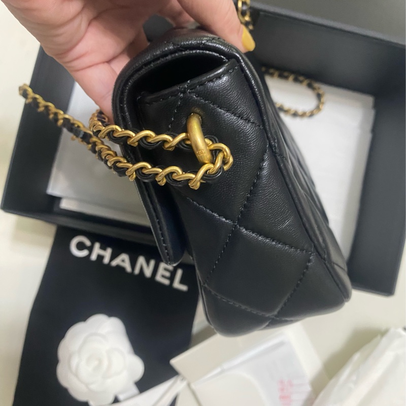 Chanel 珍珠鏈風衣調節釦 羊皮方胖子(芯片款）-24